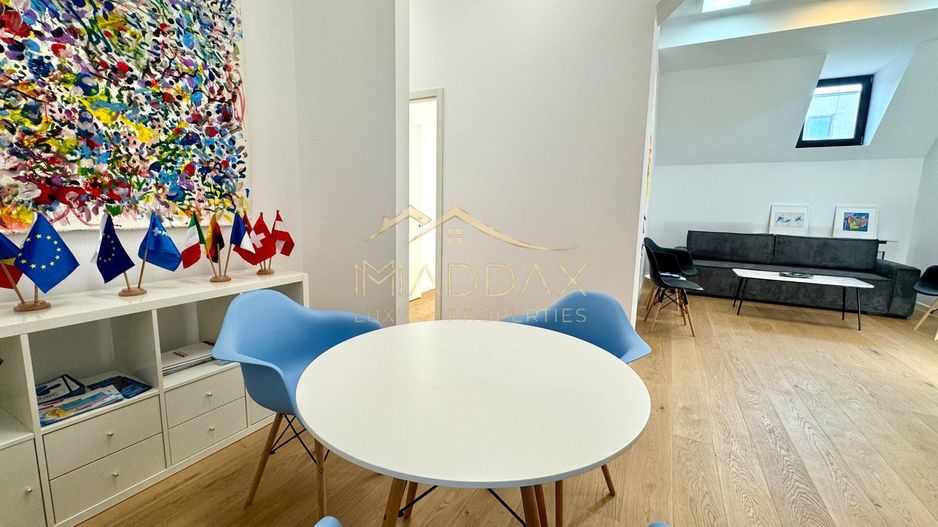 Apartament cu *3 camere* / Cladire Istorica stil Brancovenesc / Universitate - Poză 9