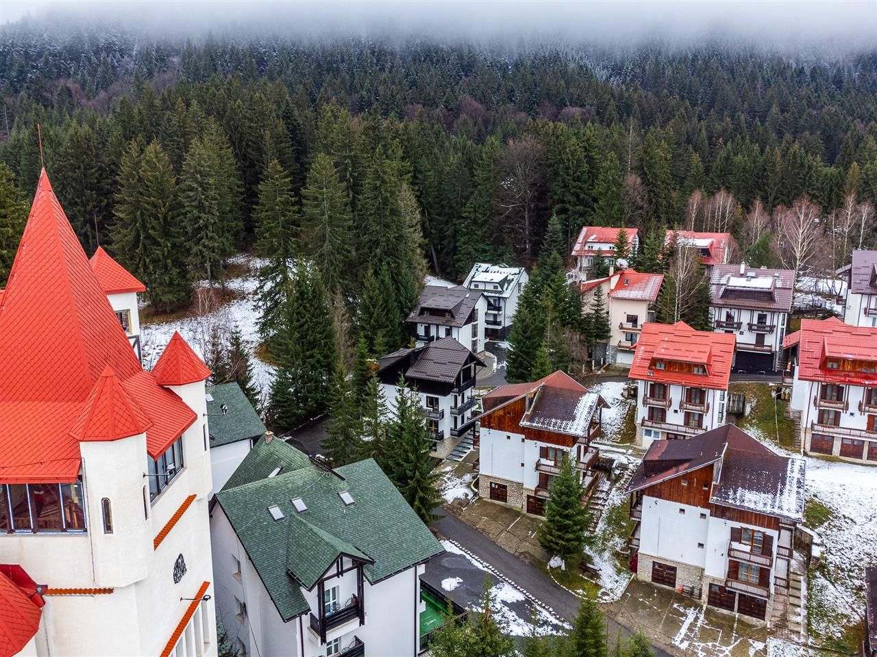 Poveste de iarna, in inima statiunii Poiana Brasov, Romania - Poză 37