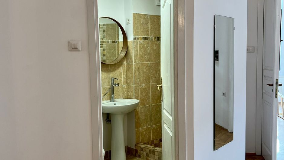 Birouri sau cabinete de Lux în Armenească - Poză 12