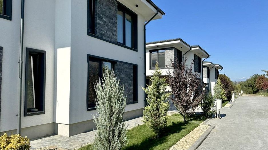 Vile lux, la cheie, Corbeanca - zona Laguna Albastră, comision 0% - Poză 5