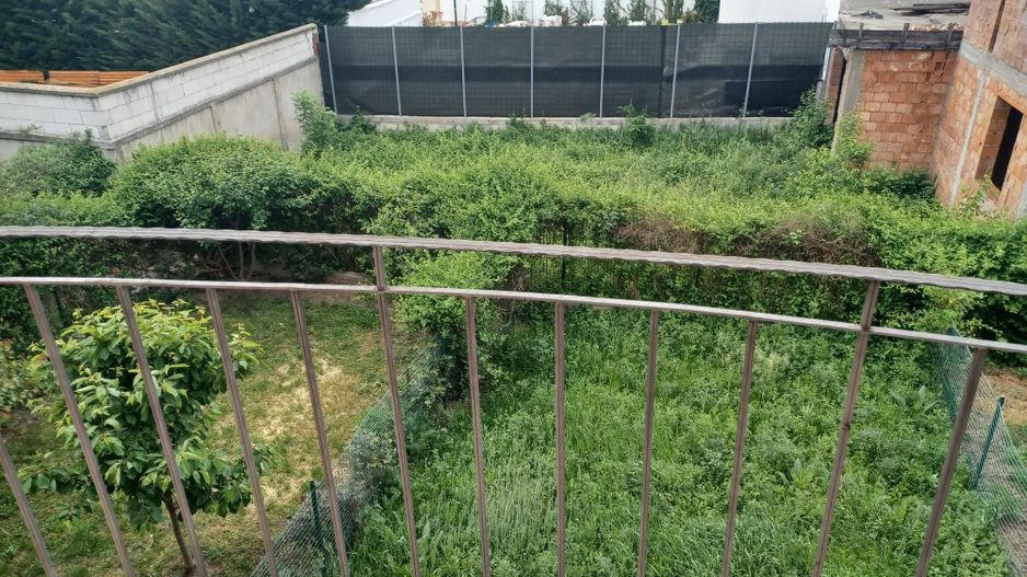 Casa insiruita, 2 dormitoare, garaj, Sanmartin. 120 000 E. Comision 0. - Poză 4