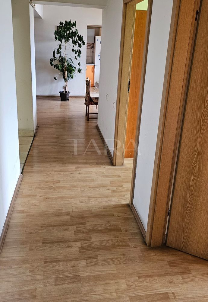 Apartament generos cu 3 camere în zona Dorobanților – Năsăud. - Poză 2