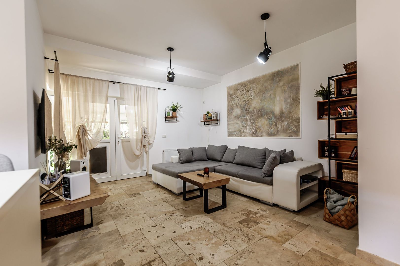 Casă de vânzare – Via Carmina, Vladimirescu -zonă rezidențială premium - Poză 4