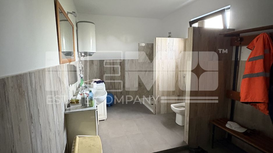 | HALĂ SPAȚIOASĂ | DE ÎNCHIRIAT | FRĂTĂUȚII | JUDEȚUL SUCEAVA | - Poză 9