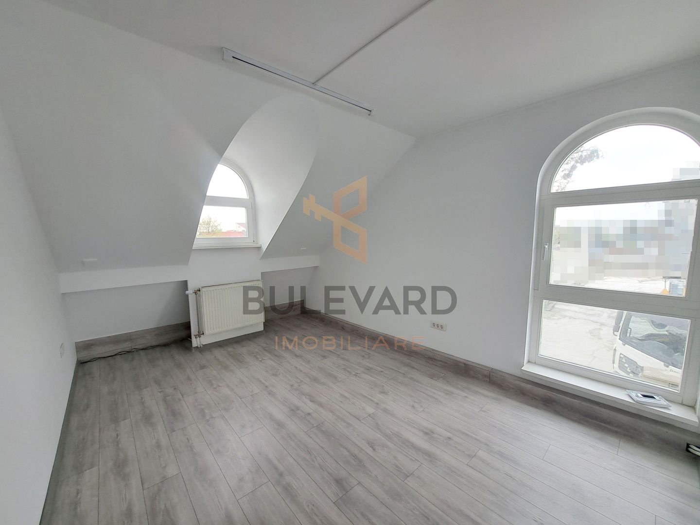 Spatiu birouri 147 mp + 4 locuri de parcare, zona Pod Ira! - Poză 9