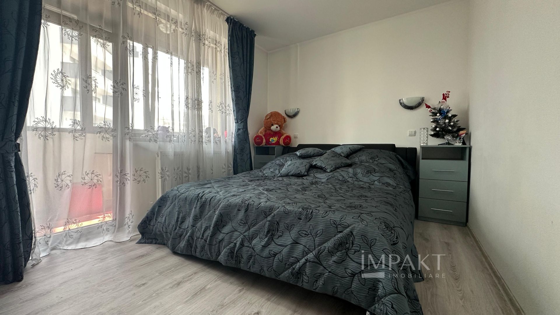 Apartament 3 camere complet utilat, cu jacuzzi si parcare - Eroilor! - Poză 9