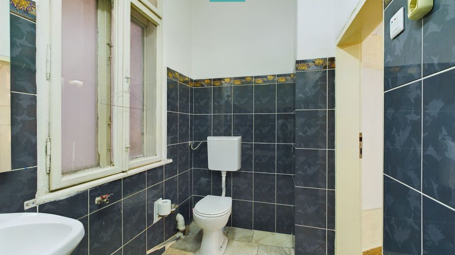 Apartament de închiriat – 3 camere, zonă centrală - Poză 13