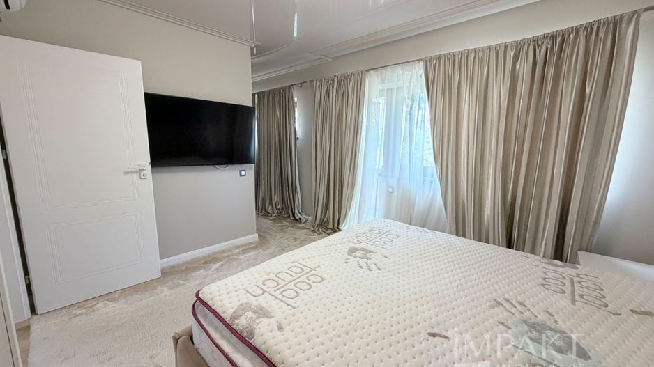 Casa tip cvadruplex in cartierul Buna-Ziua! - Poză 4