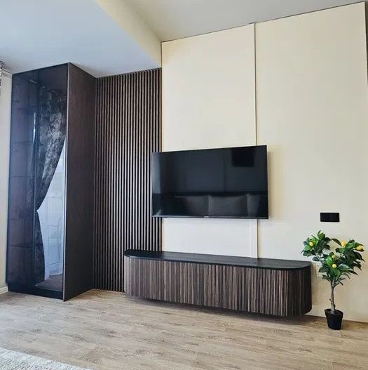 Apartament 2 camere, etaj intermediar, terasa, garaj, Eroilor - Poză 2