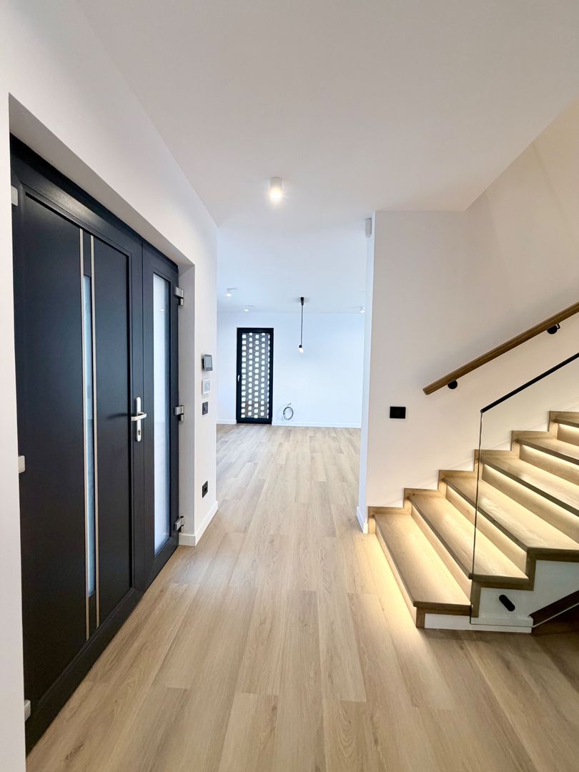 PROIECT DEOSEBIT ZONA LIPOVEI - Poză 8