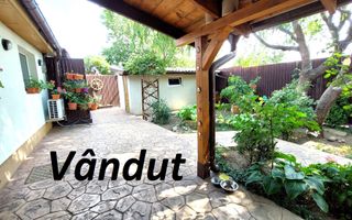 Casa de vanzare,curte individuala, centrala, in Andronache, Gherghitei - Poză 1