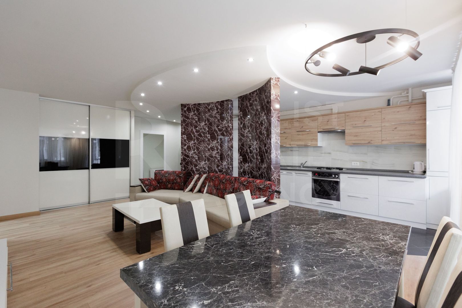 Chirie, apartament, 1 cameră + living, str. Mitropolitul Petru Movilă - Poză 2