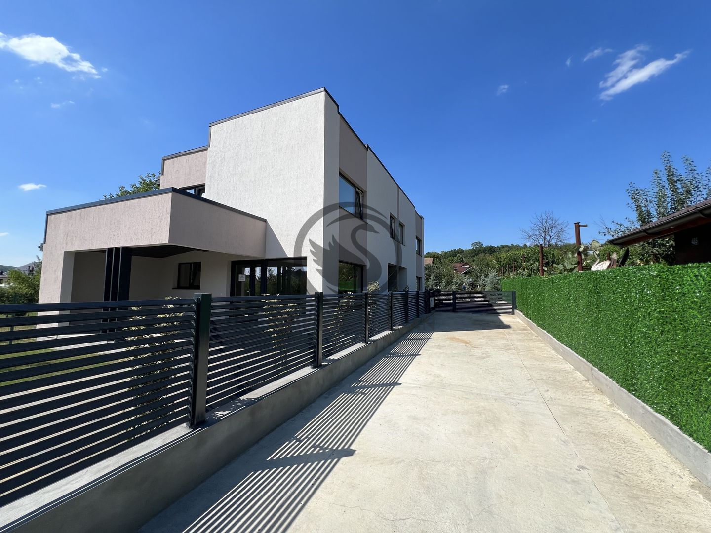 Casa de vanzare cu 4 camere | Premium | Nou | Moreni, Dambovita - Poză 7