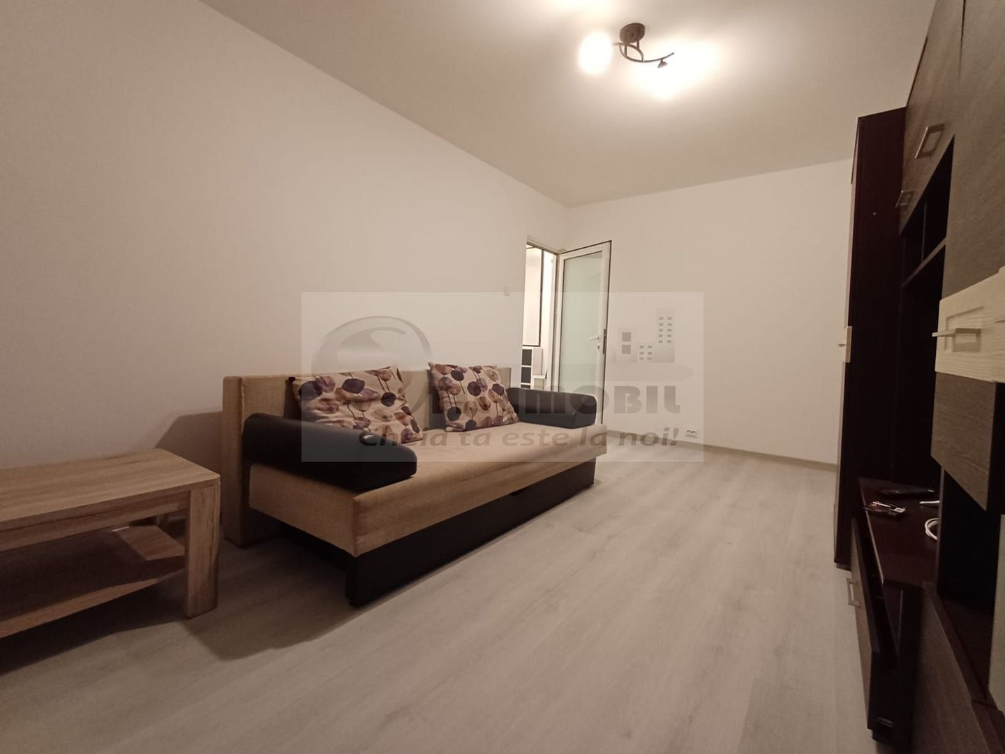 Apartament 3 camere Decomndat RENOVAT–  vis-a-vis de Palas Mall - Poză 7