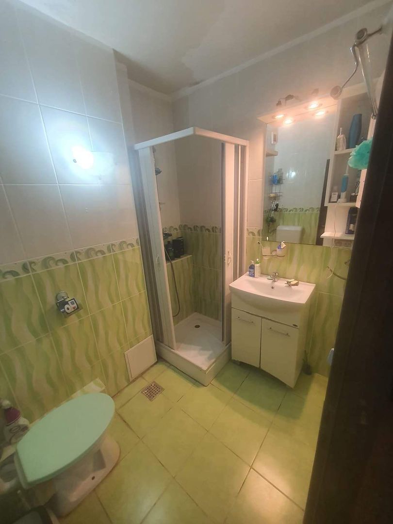 Decomandat aproape de Spitalul Judetean - Poză 8