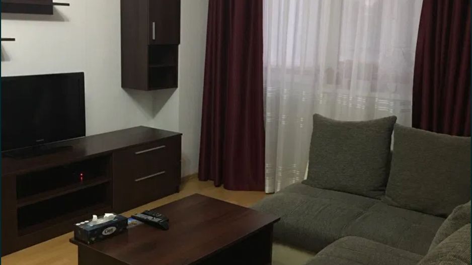 AP. 2 CAMERE TEIUL DOAMNEI, BUCATARIE INCHISA, MOBILAT/UTILAT MODERN - Poză 1