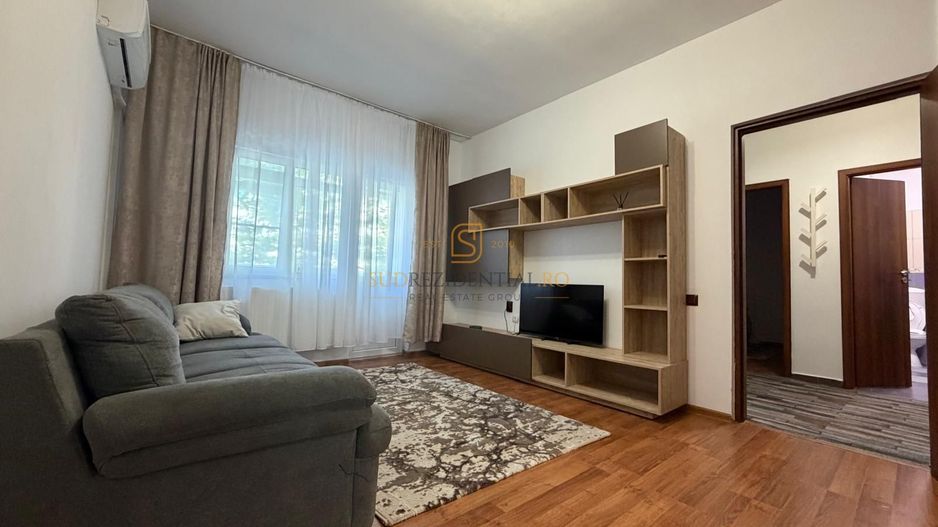 Apartament cu 2 camere de inchiriat, Metrou Berceni, loc de parcare - Poză 1