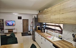 Apartament 3 camere, etaj 1, zona Nicolina 1 - Rond Vechi, suprafata utila 64 mp + balcon inchis 6 mp - Poză 1