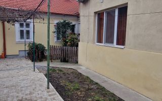 Casa cu 3 camere | Zona Ultracentrala | Oradea - Poză 13
