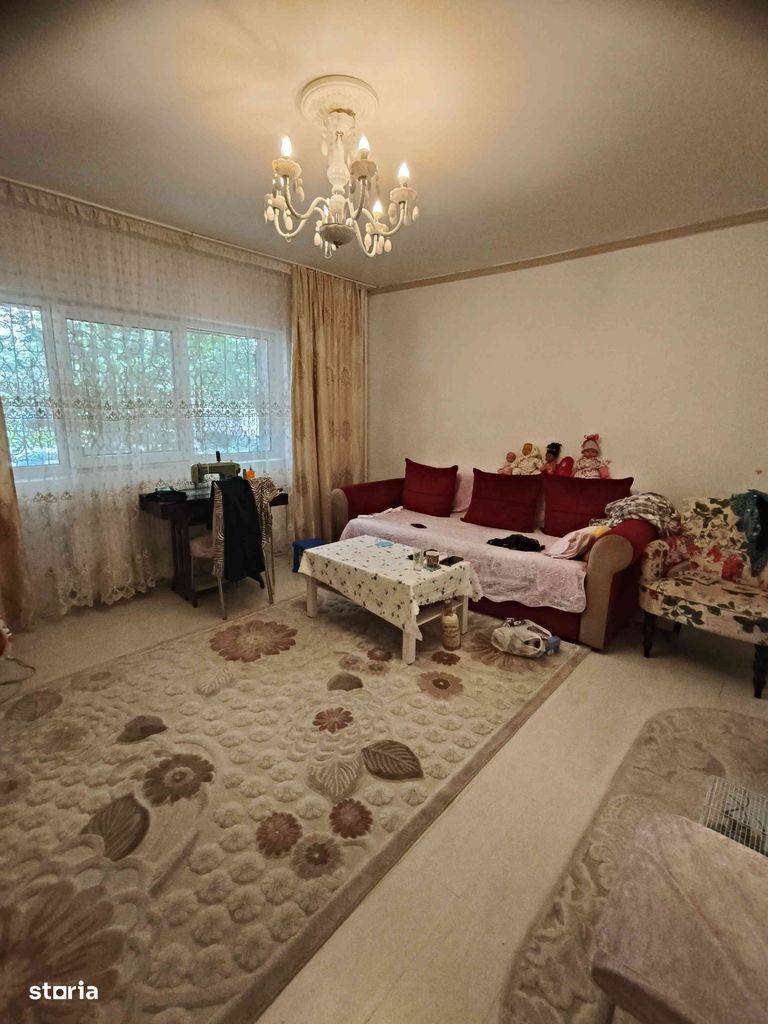 Vanzare apartament 3 camere, 2 bai, bloc 1983 Titan- Fizicienilor - Poză 1