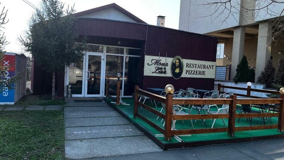 Spaţiu comercial de închiriat/vanzare - Poză 1