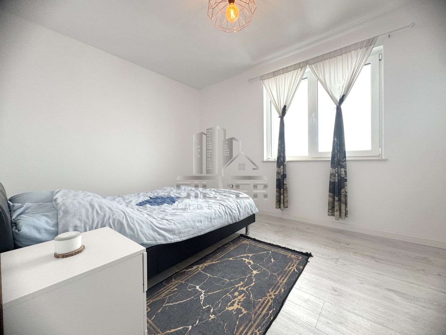 Apartament cu 2 camere/garaj/terasa de 23 mp. - Poză 5