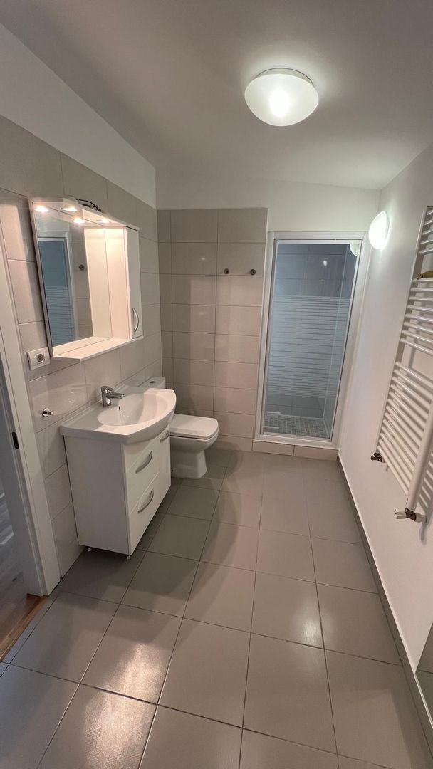 Iancu Nicolae  British School vila de închiriat 5 camere cu piscină - Poză 28