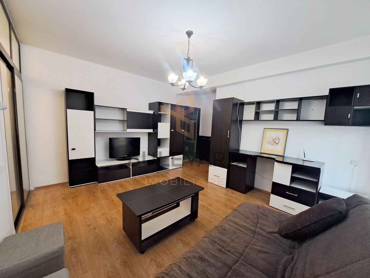 Apartament 2 camere,  Zorilor, zona Golden Tulip! - Poză 2