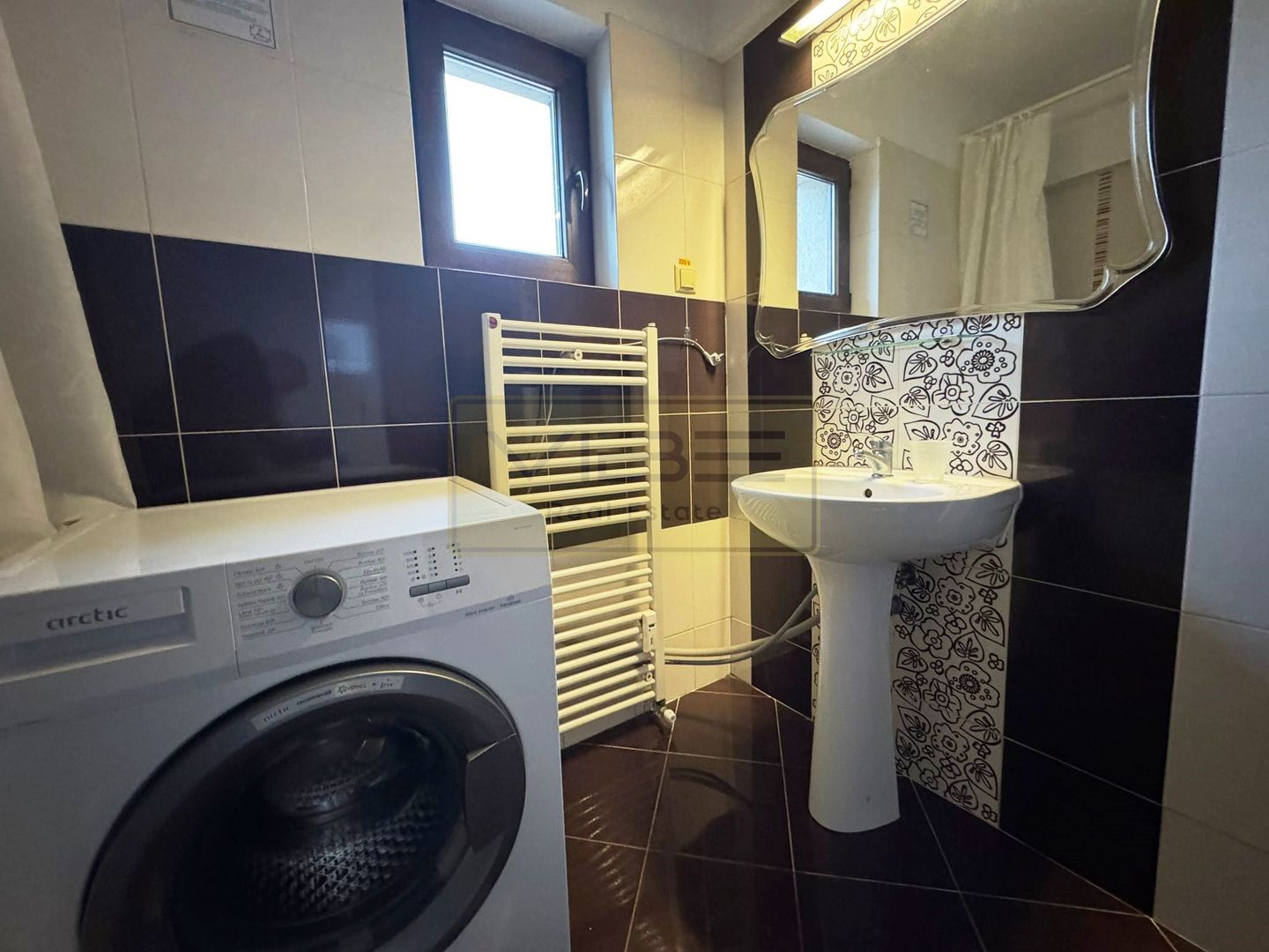 Garsoniera moderna zona centrala - 5 min Palas Mall - Poză 11