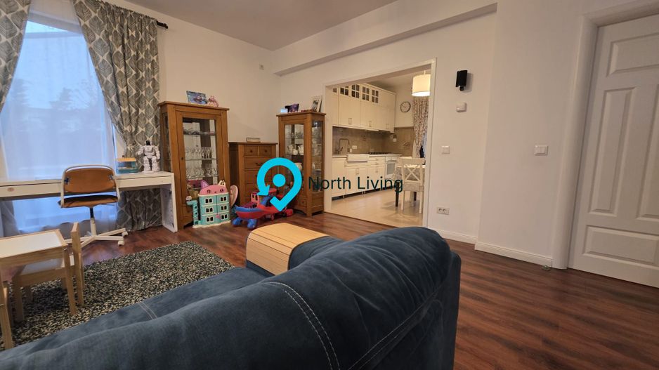 Casa 4 camere + curte 300 mp Tunari - Poză 20