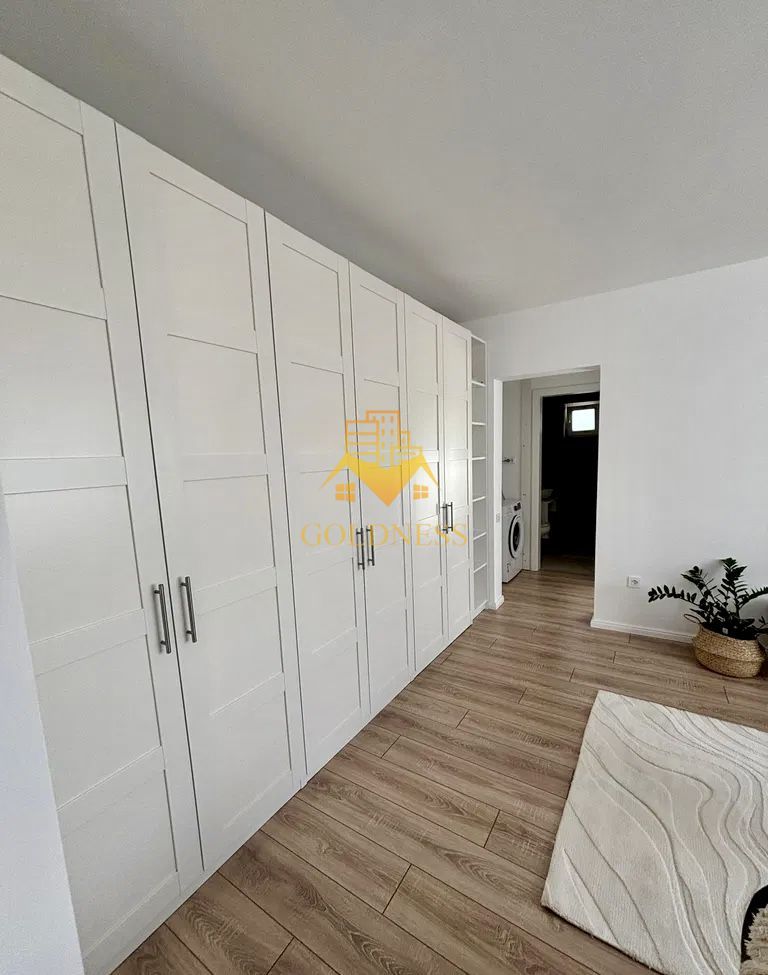 2 camere semidecomandate, Prima Inchiriere, Hotel Royal Gheorgheni - Poză 4