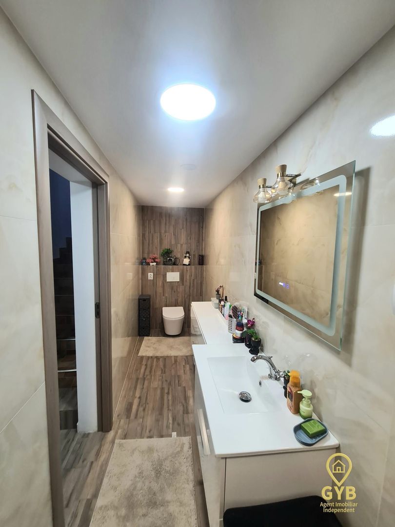 Proprietate ultracentrală cu 5 camere- str. Primăriei - Poză 10