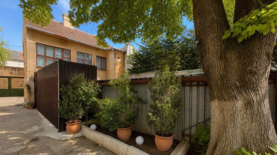 Casă D+P, zona Boul Roșu, pretabilă spații de cazare/birouri - Poză 18