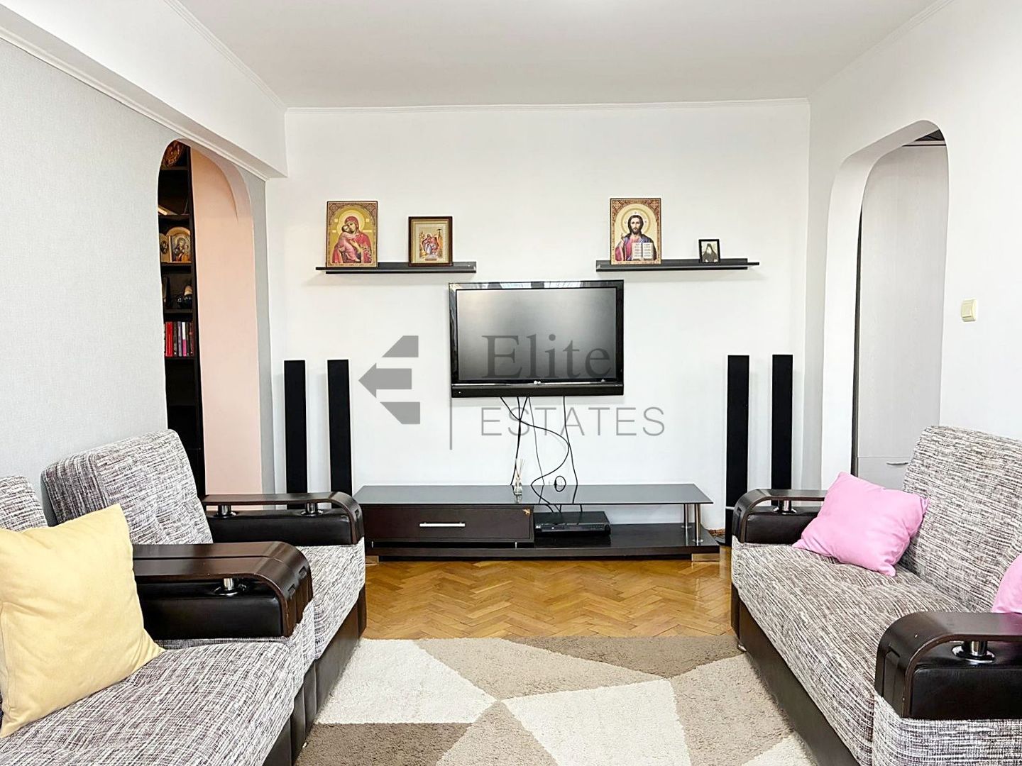 Apartament cu 3 camere de inchirat central in Oradea - Poză 12