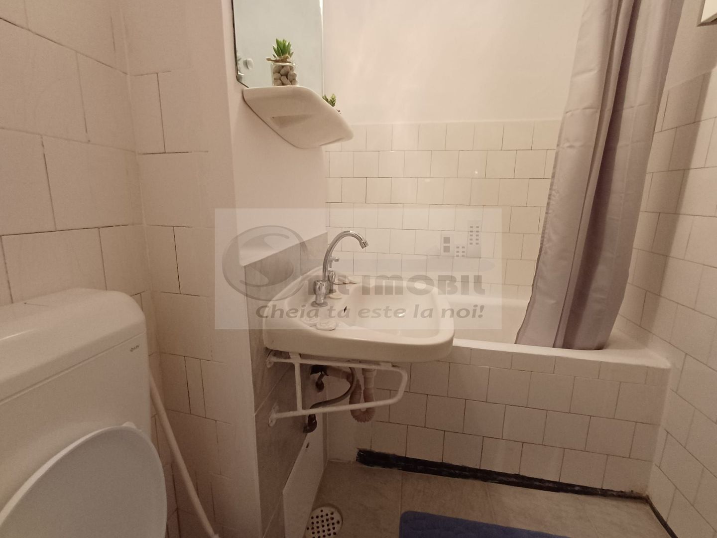 Ap 3 camere decomandat – Rond Podu Roș, la 5 minute de Palas Mall - Poză 22