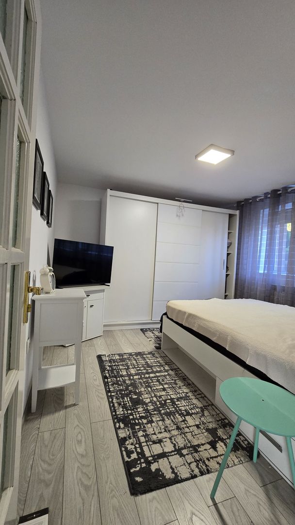 Casă spațioasă cu 6 camere în Triaj preț ajustat - COMISION 0%🌿🏡 - Poză 12