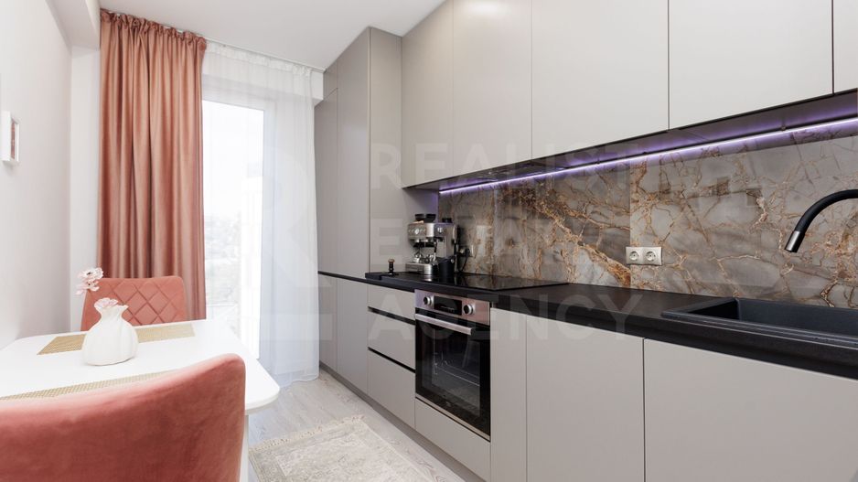 Chirie, apartament,  2 camere, str. Pantelimon Halippa, Centru - Poză 4