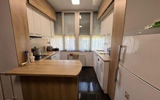 Apartament cu 4 camere | Zona Centrala | General Magheru | Oradea - Poză 14