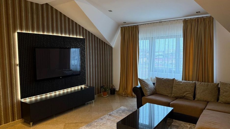 Vanzare Apartament de lux cu 3 camere, 80 mp, Margeanului - Poză 2