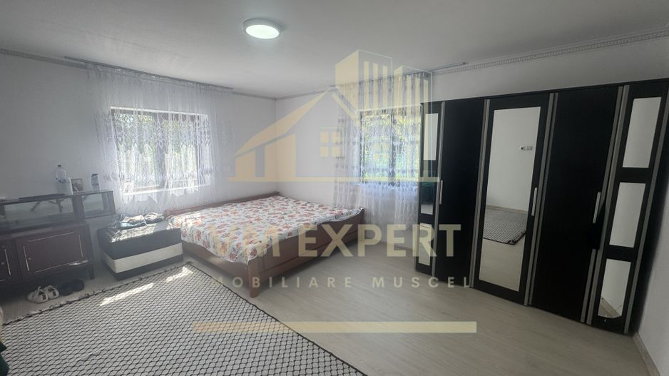 CASA DE VANZARE CU 4 CAMERE, APA SARATA, CAMPULUNG - Poză 7