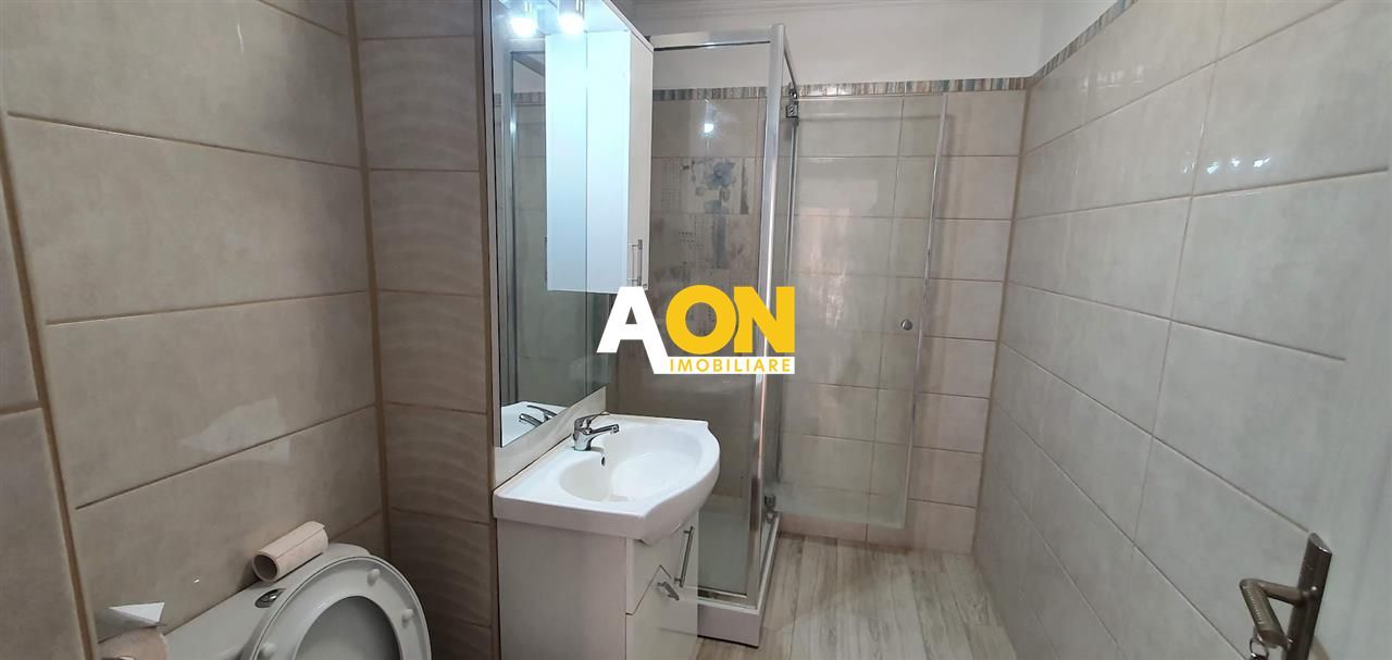 Apartament cu 2 camere 2 balcoane etaj 3 ultracentral - Poză 9