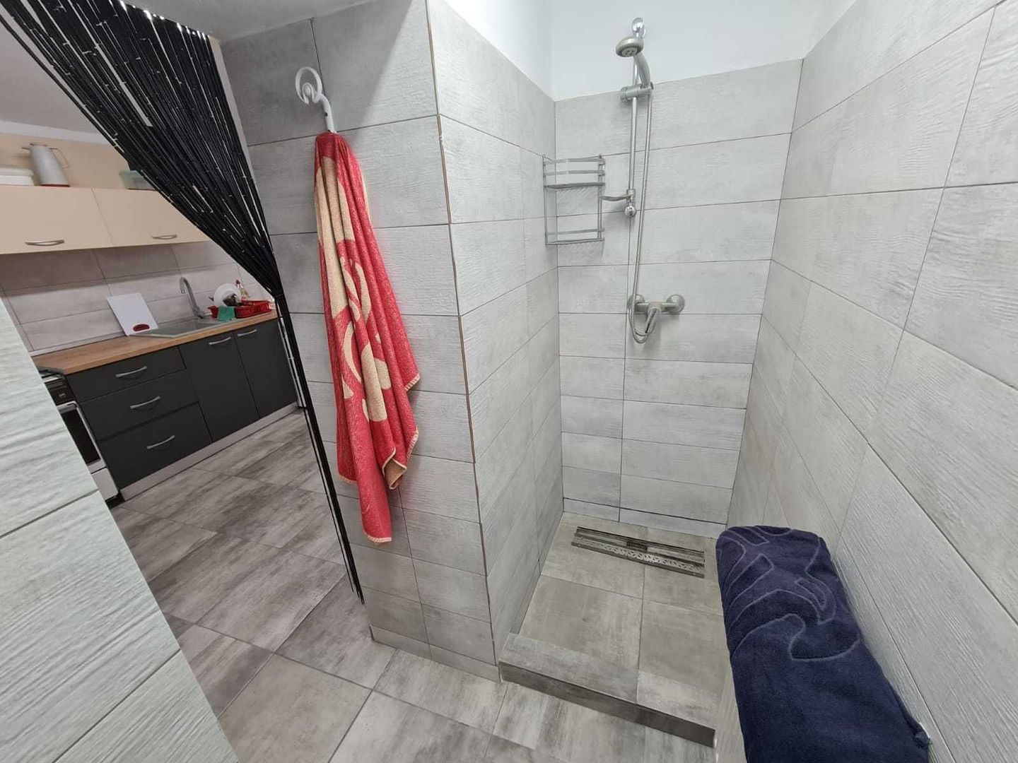 Apartament in vila zona Baicului - Poză 2