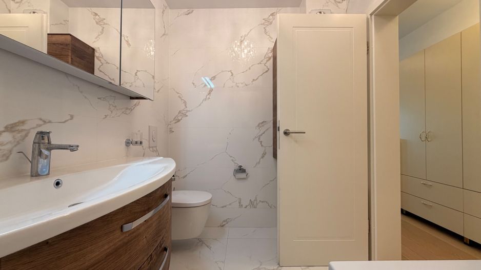APARTAMENT 4 CAMERE | CENTRALA PROPRIE | RENOVAT COMPLET - Poză 16