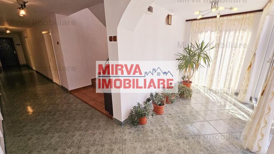 Vanzare vila 6 camere + spatiu comercial, mobilata si utilata, in Blejoi - Poză 6