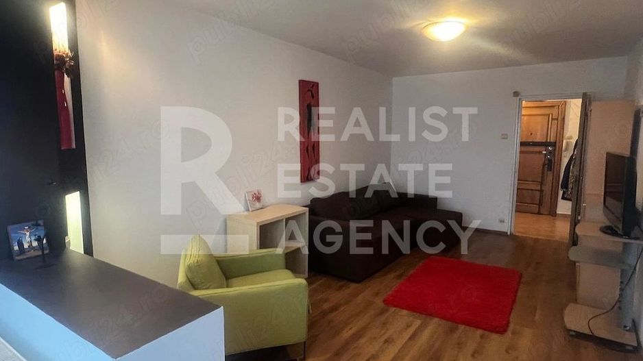 Vânzare, apartament 3 camere, zona Drumul Taberei - Poză 1