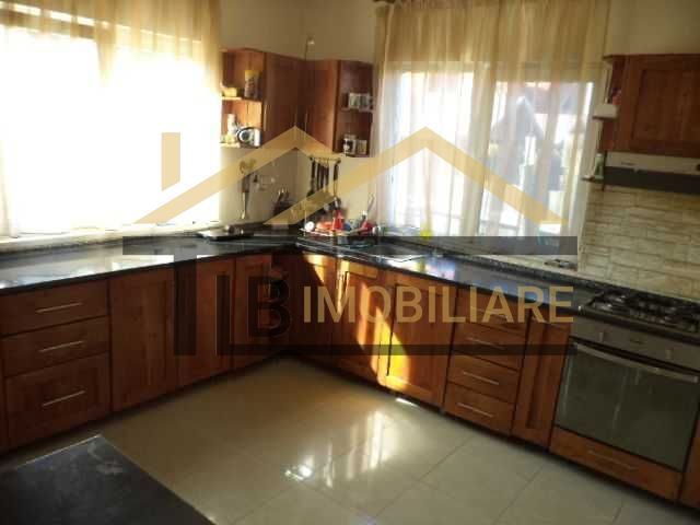 Casa individuala, 175mp, 4 camere, zona strazii Nordului - Poză 8