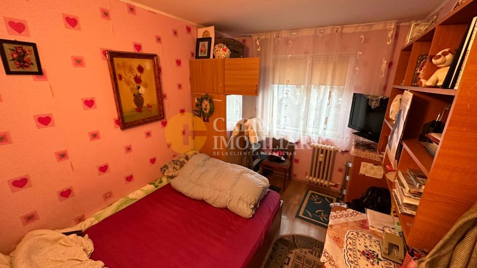 Apartament cu 4 camere - Etaj 1 - Mobilat si Utilat - zona Olimp - Poză 3