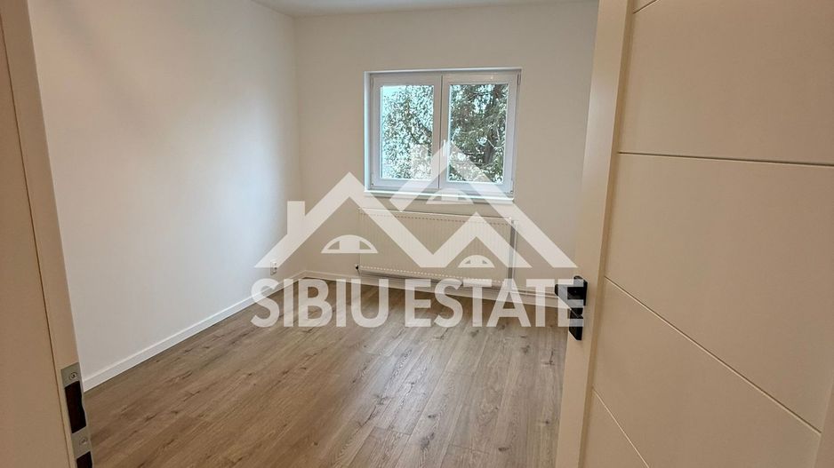 Locație excelentă! Apartament 3 camere renovat, etaj 1, Sibiu - Poză 15