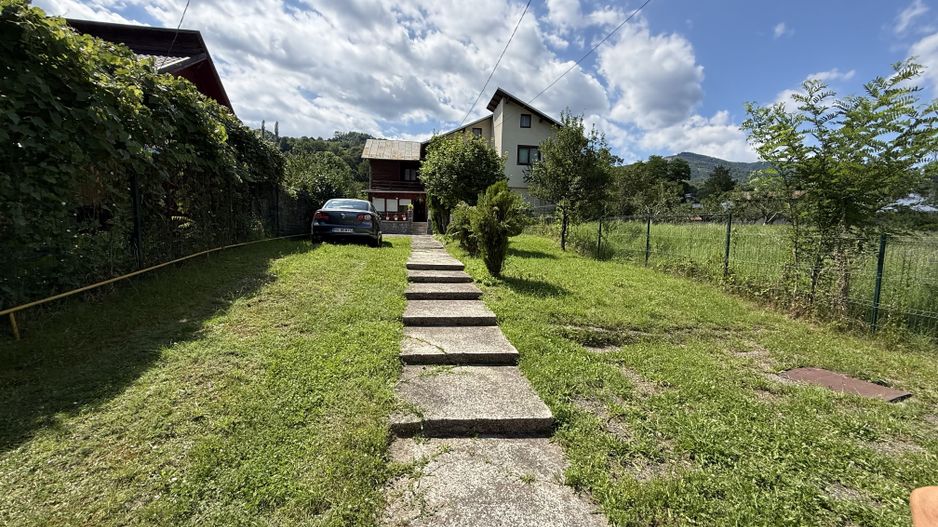 Vila S+P+1 140mp cu teren intravilan 510 mp - valea prahovei- Comarnic - Poză 2