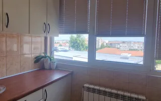 Apartament cu 3 camere | Zona Biserica Emanuel | Oradea - Poză 12